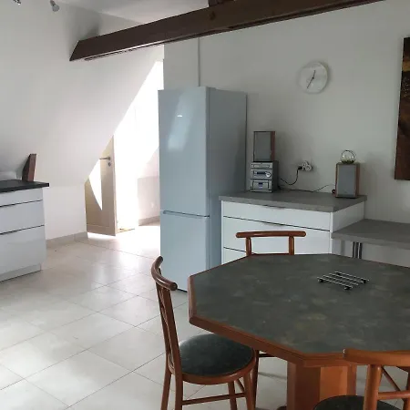 Residence Merlin Appart Des Druides Saint-Malon-sur-Mel Extérieur photo